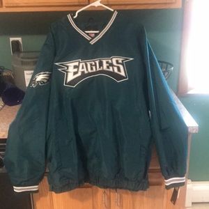 New with tags Eagles pullover